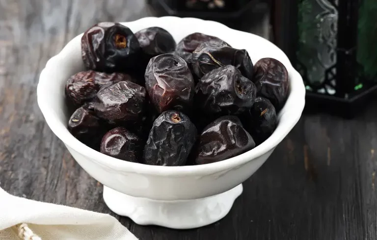 Rotab Mozafati Bam: Pembekal Kurma Berkualiti & Halal